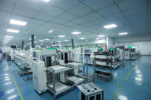 云漢芯城 雙項大獎彰顯數字化建設硬實力，技術服務鑄就產業新標桿